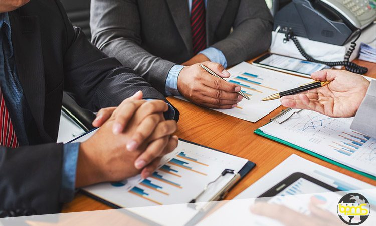 نقش مشاور تولید در بهبود عملکرد و افزایش بهره‌وری سازمان‌های صنعتی